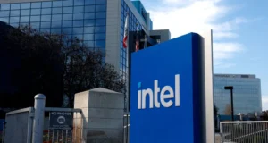 Индийский антимонопольный регулятор оштрафовал Intel на $3 миллиона за дискриминационную политику гарантии CPU, обвинив компанию в злоупотреблении доминирующим положением на рынке процессоров в коробках